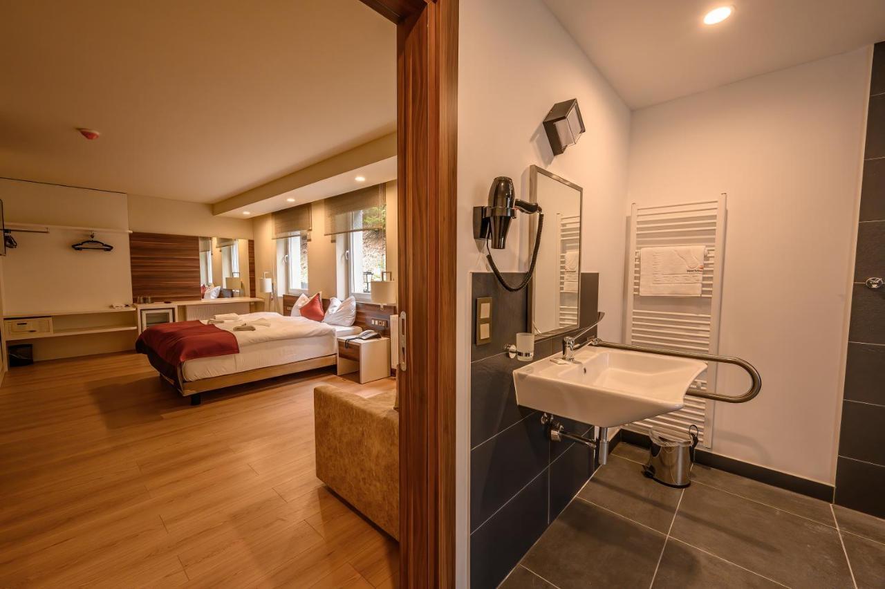 Hotel Schwarzbachtal Hideaway エアルバッハ エクステリア 写真