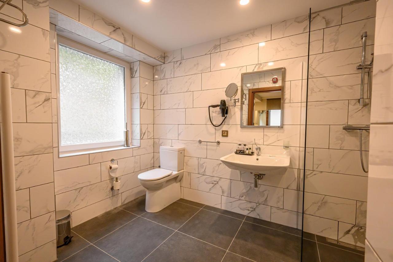 Hotel Schwarzbachtal Hideaway エアルバッハ エクステリア 写真