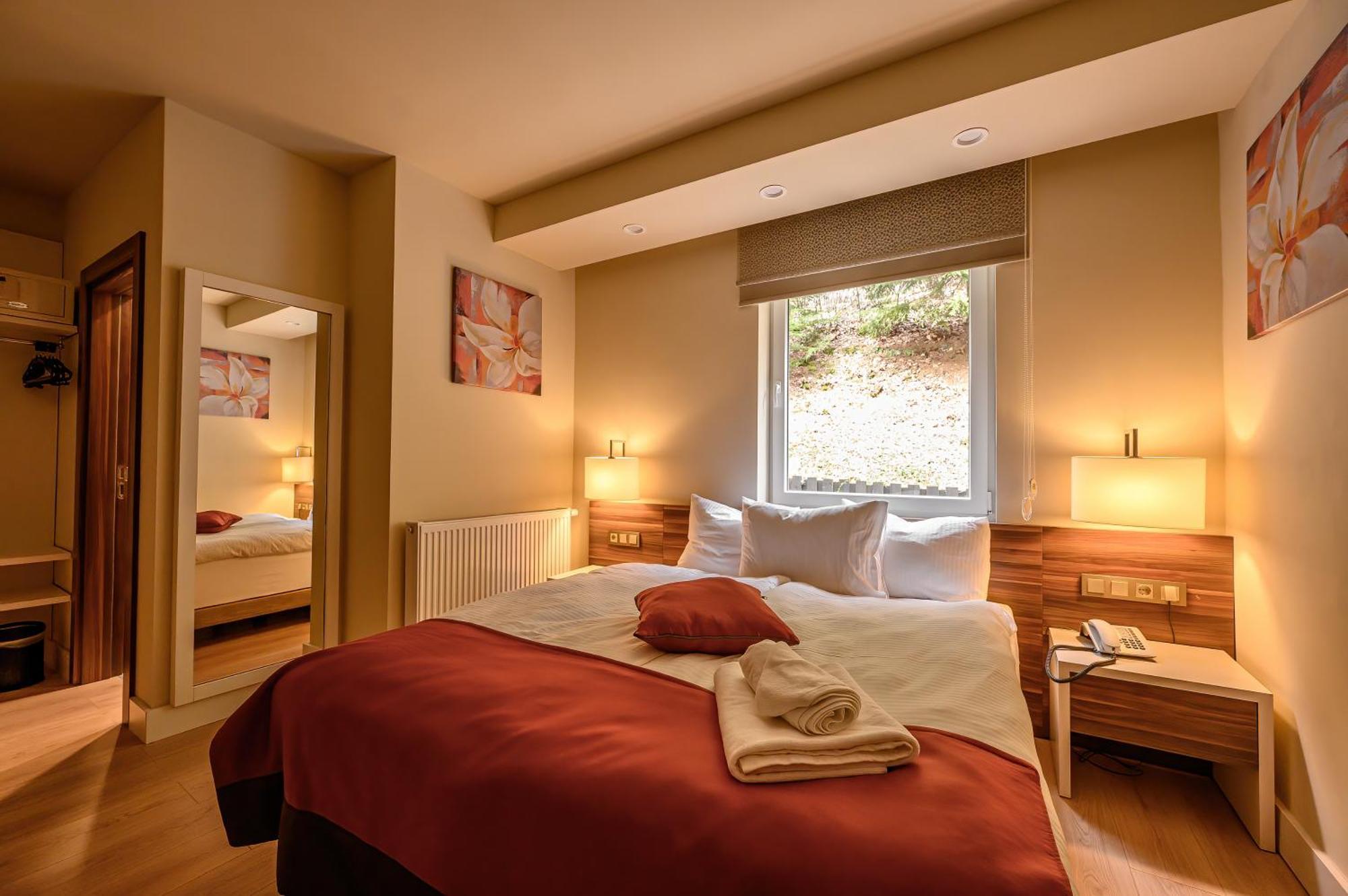 Hotel Schwarzbachtal Hideaway エアルバッハ エクステリア 写真